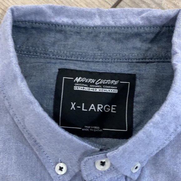 Modern Culture short sleeve button up - Picture 3 of 4